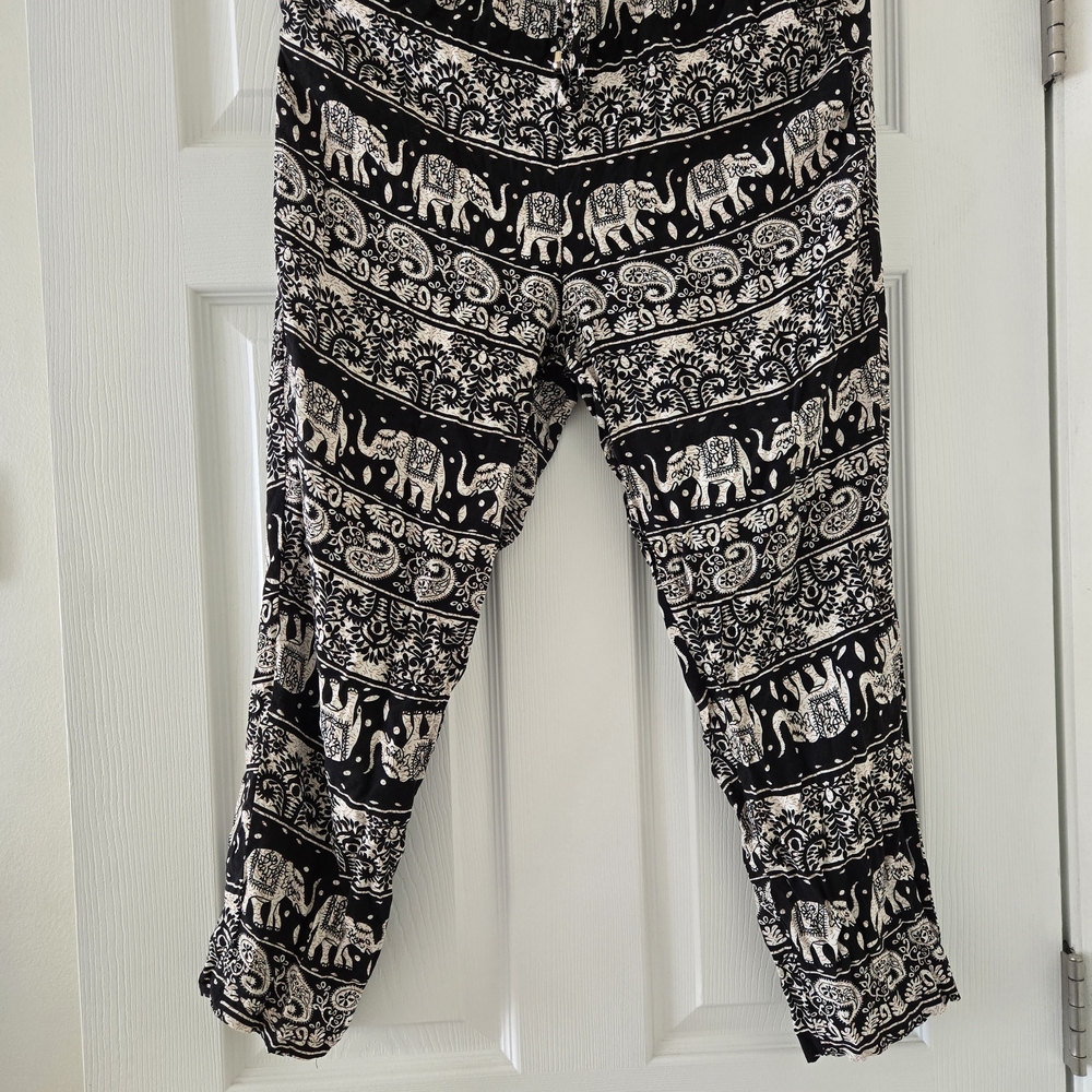 2X/3X Chic Black and White Elephant Print Pants